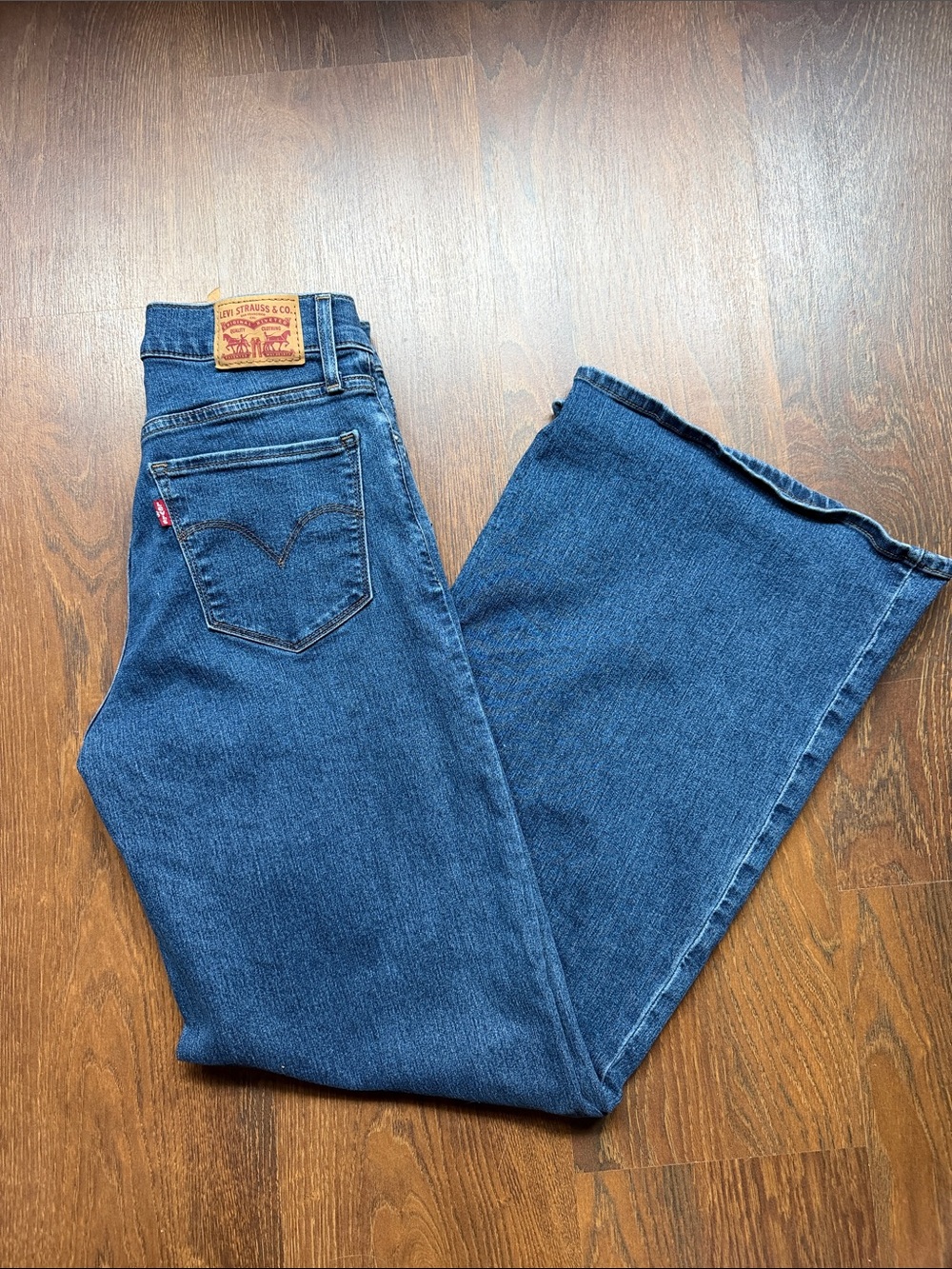 Levi’s wide leg jeans